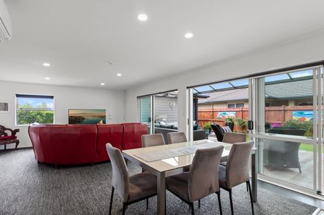 Photo of property in 69 Bathurst Crescent, Pyes Pa, Tauranga, 3112