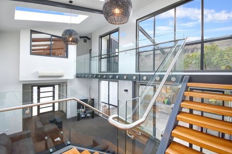 Photo of property in 203 Leith Street, North Dunedin, Dunedin, 9016