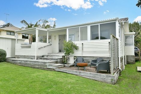 Photo of property in 8 Fidelis Avenue, Snells Beach, 0920