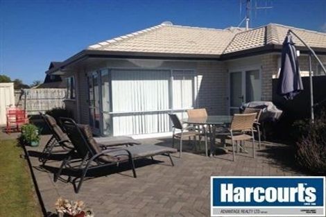 Photo of property in 49 Gravatt Road, Papamoa Beach, Papamoa, 3118