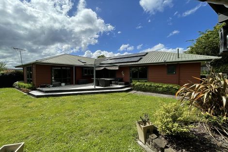 Photo of property in 9 Carlow Grove, Birchville, Upper Hutt, 5018