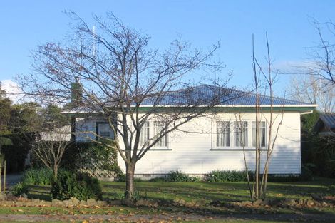 Photo of property in 33 Collins Road, Melville, Hamilton, 3206