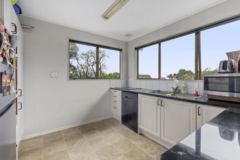 Photo of property in 64 Cypress Drive, Maungaraki, Lower Hutt, 5010
