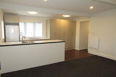 Photo of property in 370 The Terrace, Te Aro, Wellington, 6011