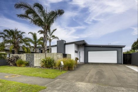 Photo of property in 11 Tasman Drive, Poraiti, Napier, 4112