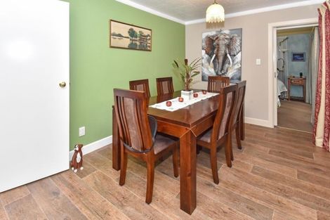 Photo of property in 108 Torkar Road, Clarks Beach, 2122