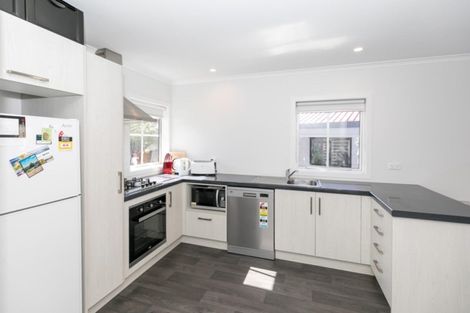 Photo of property in 9 Cameron Road, Hamilton East, Hamilton, 3216