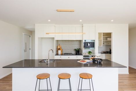 Photo of property in 69 Atlantic Drive, Fitzherbert, Palmerston North, 4410