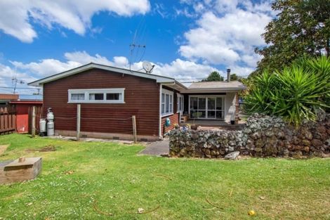 Photo of property in 1 Adams Place, Te Kamo, Whangarei, 0112