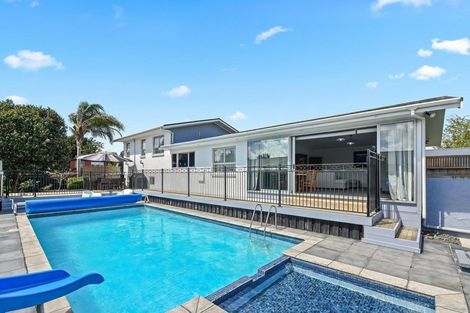 Photo of property in 17 Samuel Place, Queenwood, Hamilton, 3210