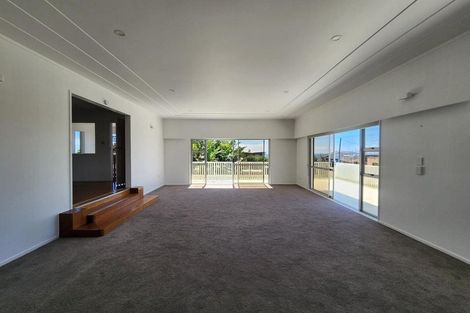 Photo of property in 36 Jans Terrace, Oakura, 4314