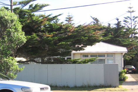 Photo of property in 15 Miro Street, Miramar, Wellington, 6022