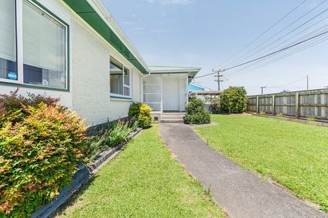 Photo of property in 13 Parris Street, Waitara, 4320