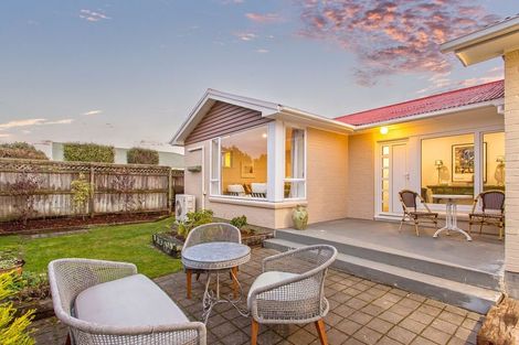Photo of property in 51 Bourne Crescent, Papanui, Christchurch, 8053