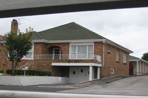 Photo of property in 427 Mount Albert Road, Mount Roskill, Auckland, 1041