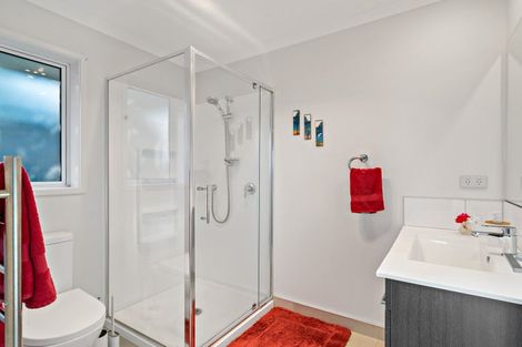 Photo of property in 11 Walnut Road, Riverhead, 0820