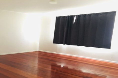 Photo of property in 12 Olive Street, Manurewa, Auckland, 2102