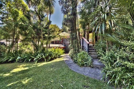Photo of property in 12 Taraire Road, Titirangi, Auckland, 0604