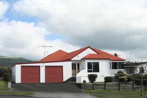 Photo of property in 12 Aquarius Drive, Kawaha Point, Rotorua, 3010