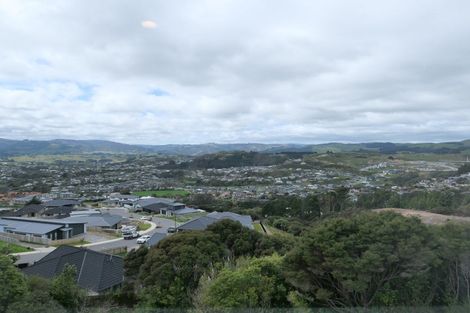 Photo of property in 11/30 Adventure Drive, Whitby, Porirua, 5024