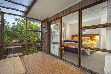 Photo of property in 10 Portsea Place, Chatswood, Auckland, 0626