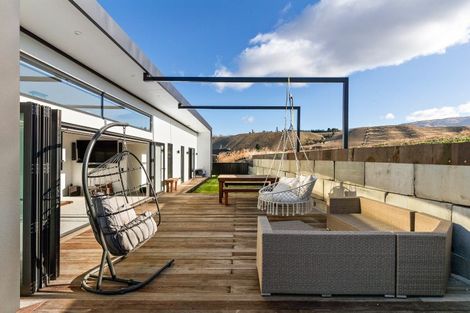 Photo of property in 59 Stratford Drive, Mount Pisa, Cromwell, 9383