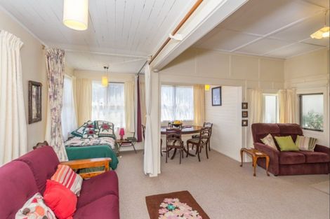 Photo of property in 128 Rua Avenue, Waitarere Beach, Levin, 5510