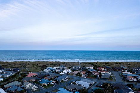 Photo of property in 49 Orlando Crescent, Waimairi Beach, Christchurch, 8083