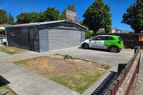 Photo of property in 2/102 Yaldhurst Road, Sockburn, Christchurch, 8042