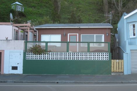 Photo of property in 167 Marine Parade, Seatoun, Wellington, 6022