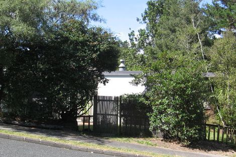 Photo of property in 126 Park Hill Road, Birkenhead, Auckland, 0626