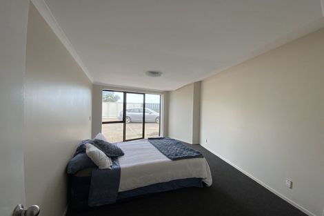 Photo of property in 9 Rangitane Street, Maupuia, Wellington, 6022