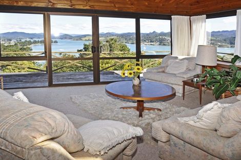 Photo of property in 176 Paku Drive, Tairua, 3508