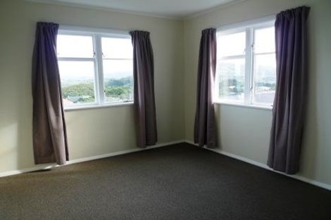 Photo of property in 109 Black Rock Road, Newlands, Wellington, 6037