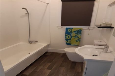 Photo of property in 1 Edward Street, Waimate, 7924