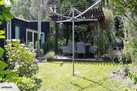 Photo of property in 102a Milton Terrace, Picton, 7220