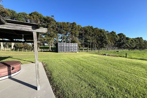 Photo of property in 239 Clarks Beach Road, Clarks Beach, Pukekohe, 2679