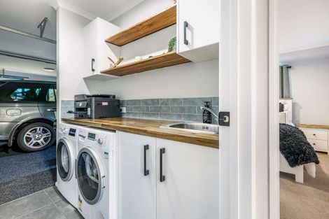 Photo of property in 21 Omega Place, Coastlands, Whakatane, 3120