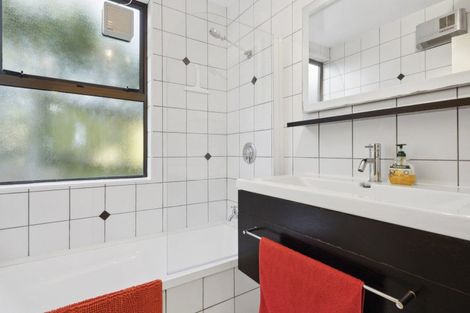 Photo of property in 24 Prestwick Street, Maori Hill, Dunedin, 9010