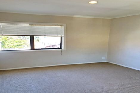 Photo of property in 102 Huntington Drive, Huntington Park, Auckland, 2013