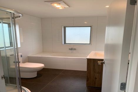 Photo of property in 16 Springhill Lane, Sunnyvale, Auckland, 0612