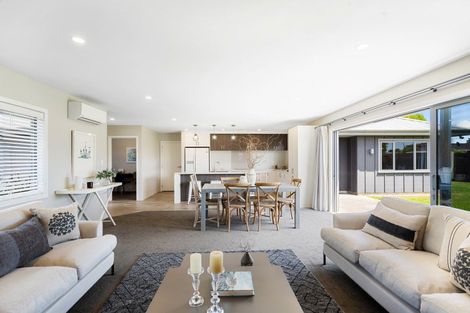 Photo of property in 806a Sylvan Road, Parkvale, Hastings, 4122