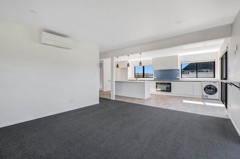 Photo of property in 7/19 Milton Road, Orewa, 0931