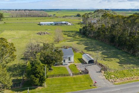 Photo of property in 107 Akers Road, Linton, Palmerston North, 4472