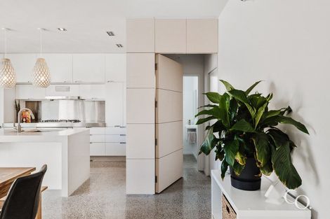 Photo of property in 97b Oceanview Road, Mount Maunganui, 3116