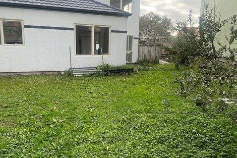 Photo of property in 3 Dainton Place, New Lynn, Auckland, 0600