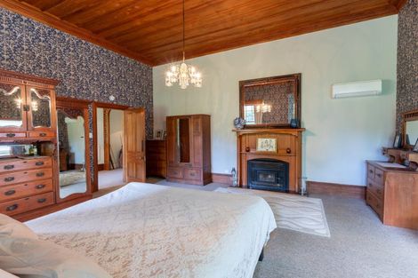 Photo of property in 6 Totara Road, Kumeroa, Woodville, 4997