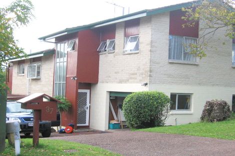 Photo of property in 37 Mayfair Crescent, Mairangi Bay, Auckland, 0630