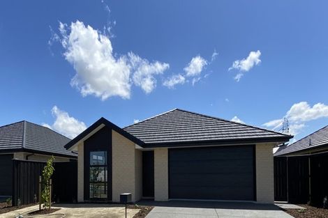 Photo of property in 26 Eileen Way, Rolleston, 7615