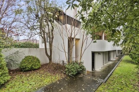 Photo of property in 1/21 Hewitts Road, Merivale, Christchurch, 8014